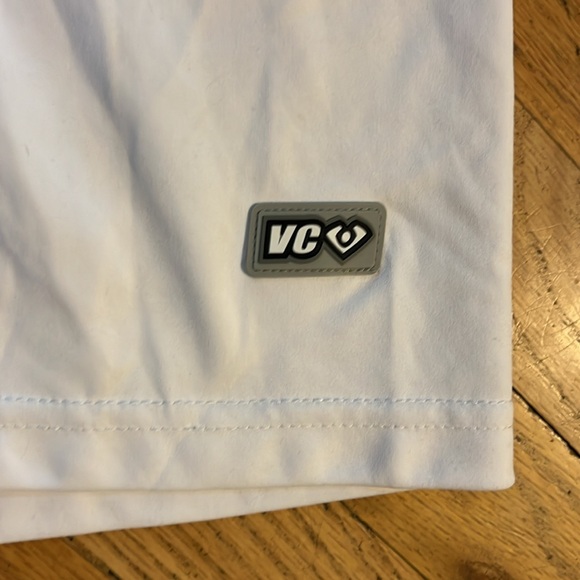 Athletic shorts - Picture 3 of 7